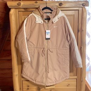 Nike Sportswear Essential Jacket Women’s Insulated Long Size Medium DV7874-200